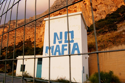 Matteo Messina Denaro: la gente non collabora alla sua cattura. E lo Stato invece che fa?