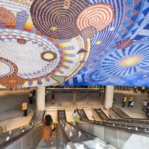 La nuova stazione della metropolitana 34th Street-Hudson Yards, sulla linea 7, New York. Il mosaico si intitola ‘Funktional Vbrations,’ di Xenobua Bailey. Foto: Michael Nagle/Bloomberg News.