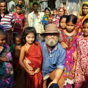Padre Riccardo Tonelli, il frate saveriano che ha ospitato i medici siciliani in Bangladesh
